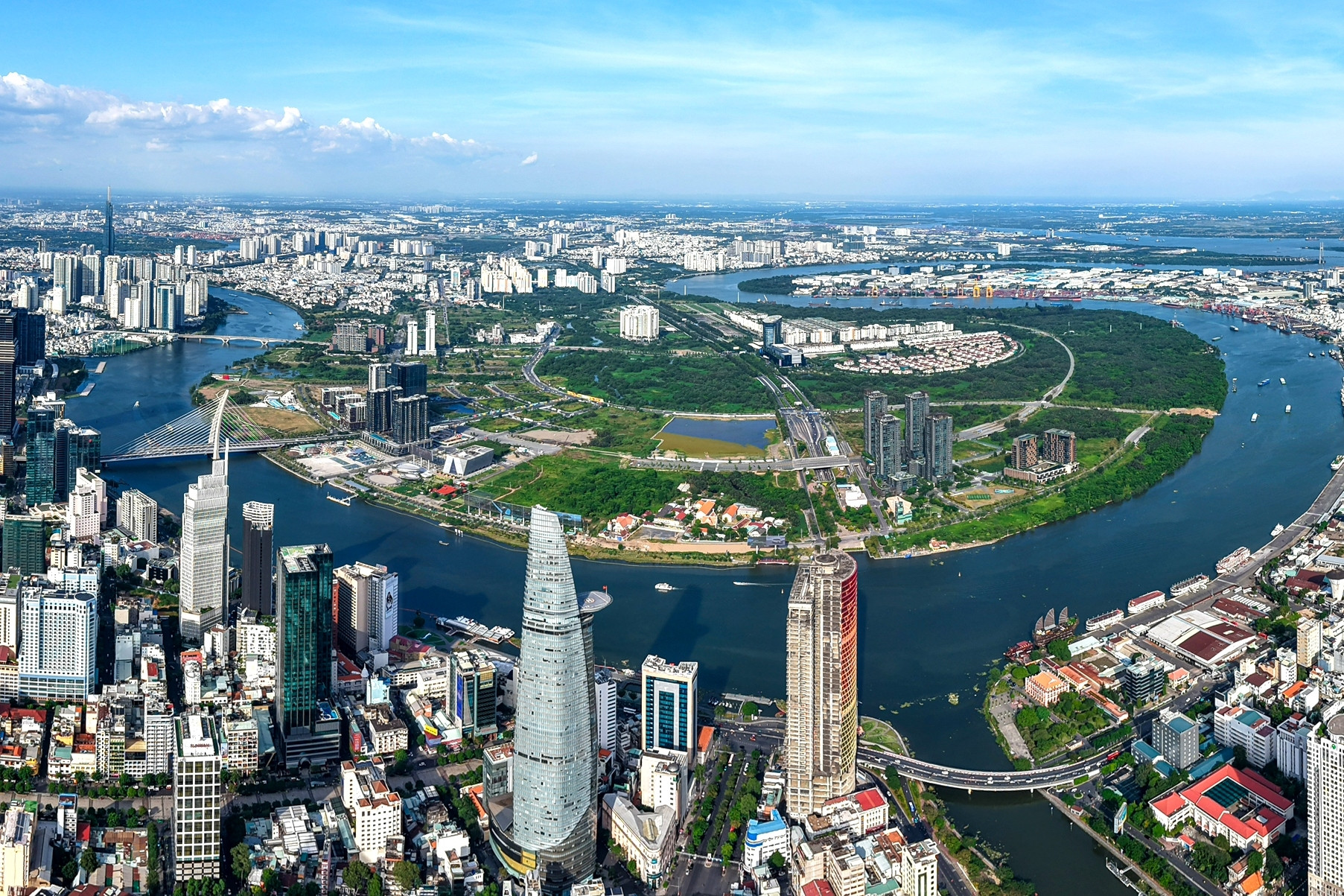 GDP năm 2025 ước đạt 8,02%, GDP bình quân đầu người vượt 5.000 USD