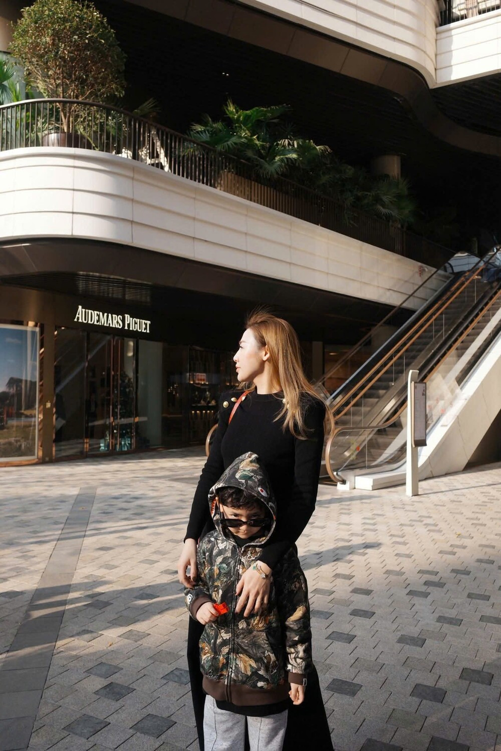 gen h z7399909799303_223db4f62dd28ad2ba13bdac84259ba0.jpg