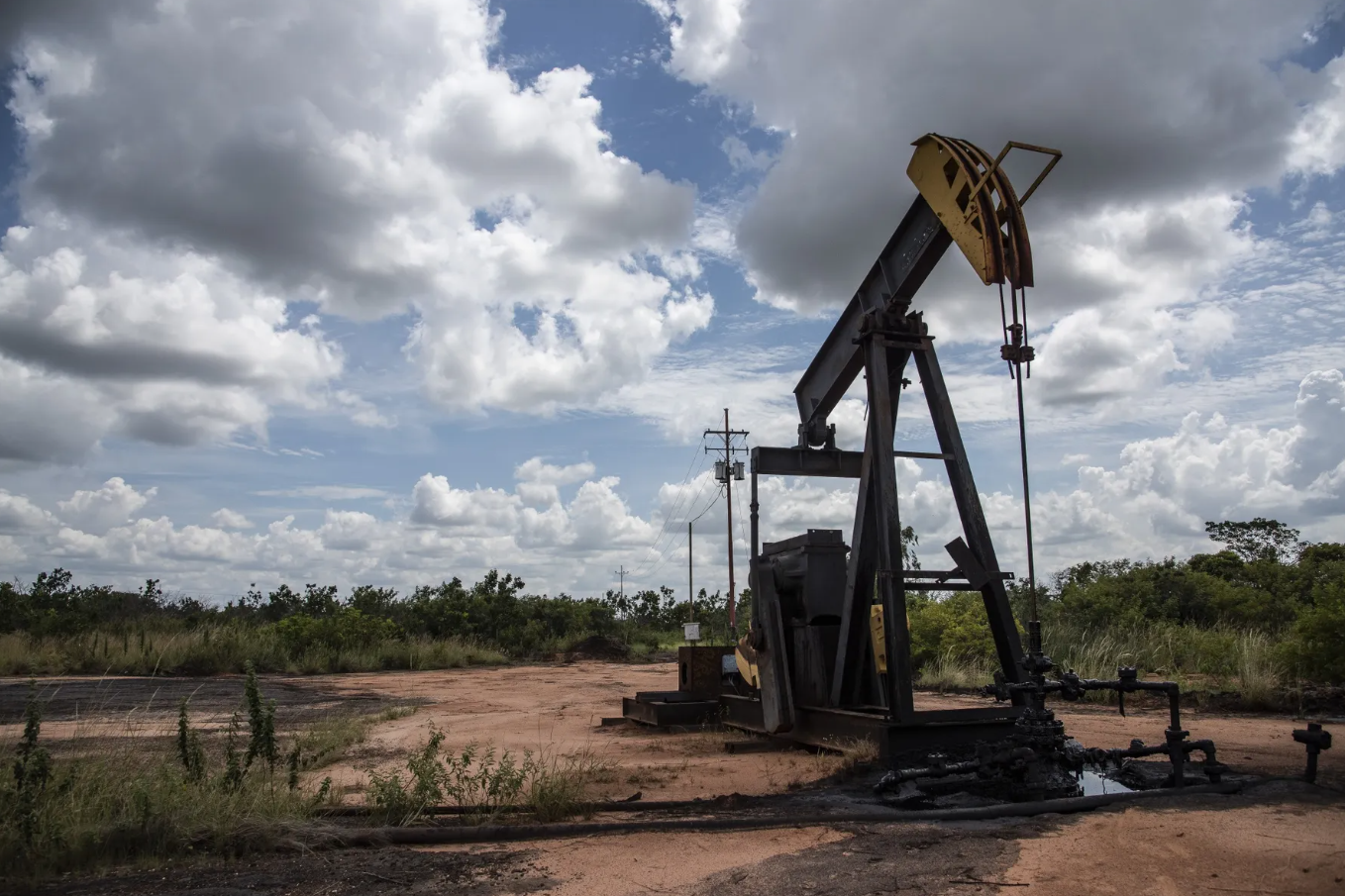 Ngồi trên ‘núi dầu’ lớn nhất thế giới, vì sao Venezuela vẫn thu về ít ỏi?