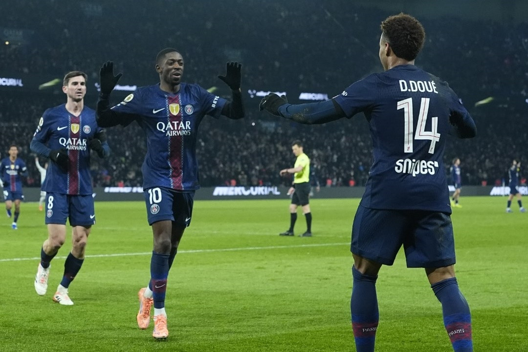 Dembele lập đại công, PSG thắng trận derby Paris sau 47 năm