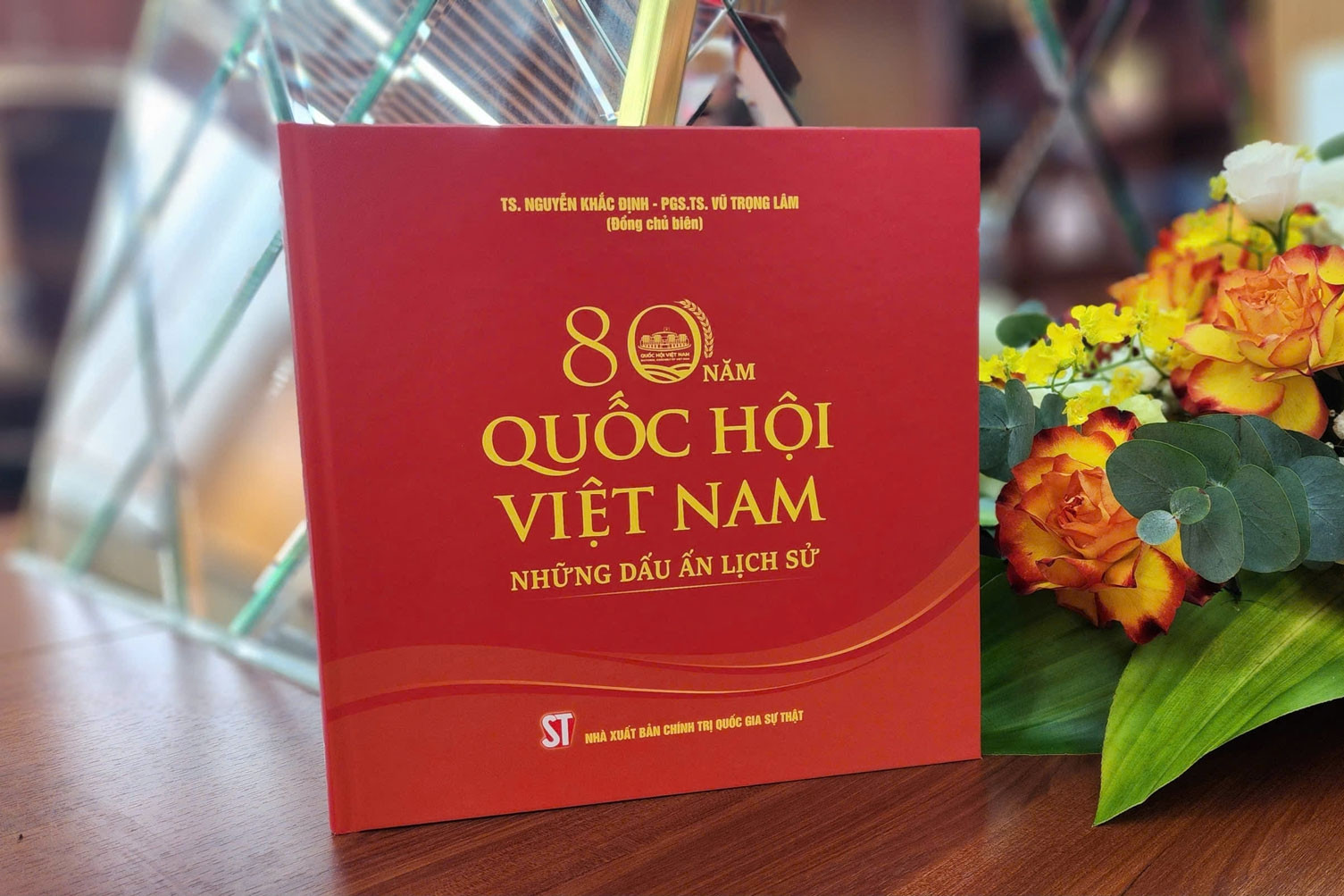 Ra mắt cuốn sách '80 năm Quốc hội Việt Nam-Những dấu ấn lịch sử'