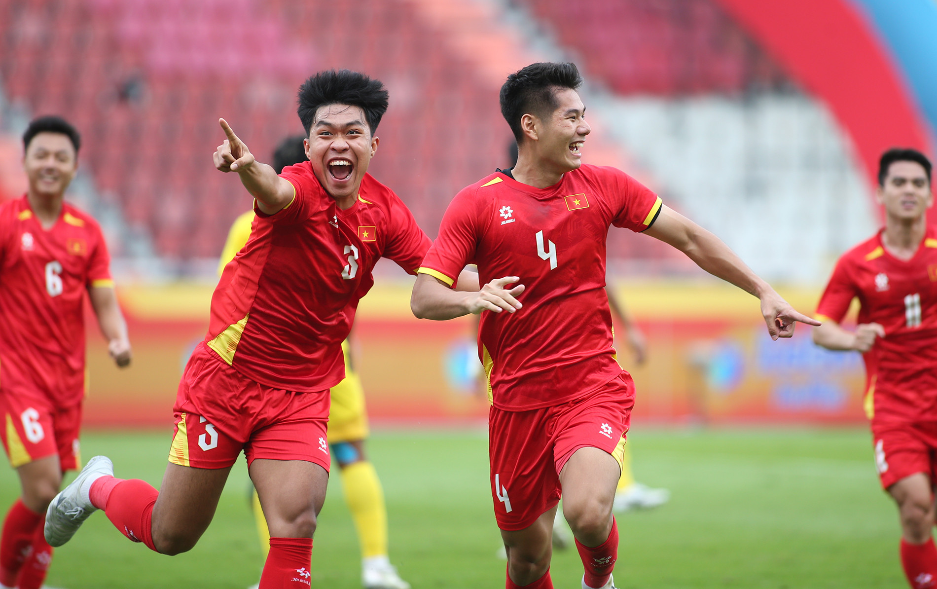 u22 viet nam malaysia 7.JPG