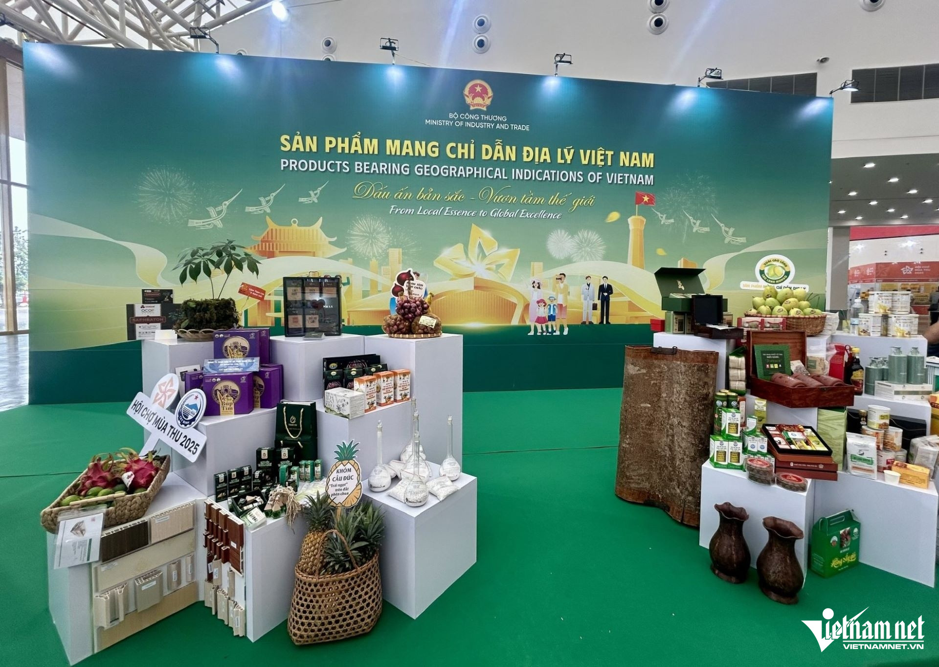 W-20. 14.11 Số hóa dữ liệu mở đường dự báo thị trường nông sản.jpg