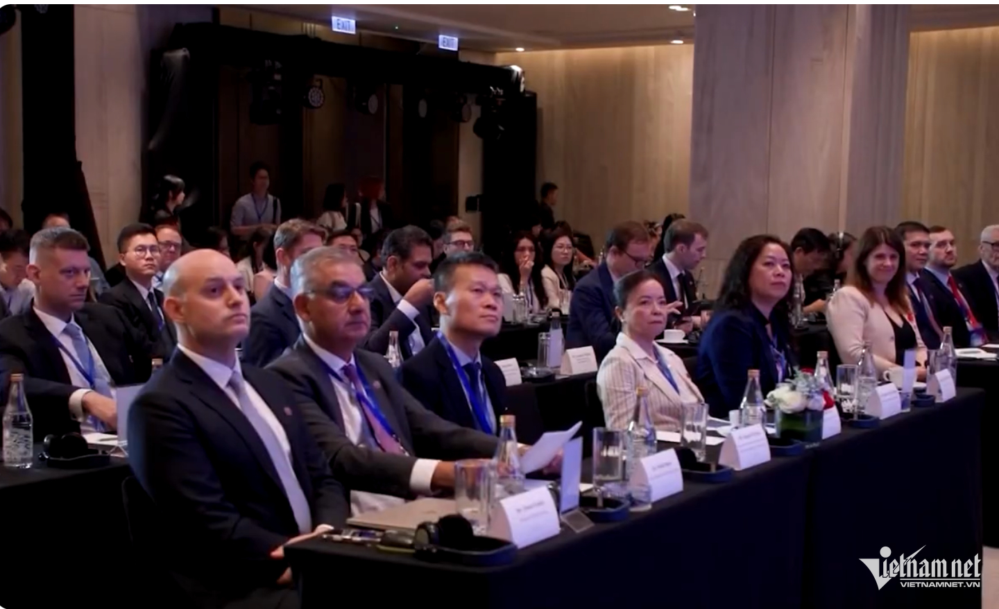 W-minh hoa UKVFTA.png