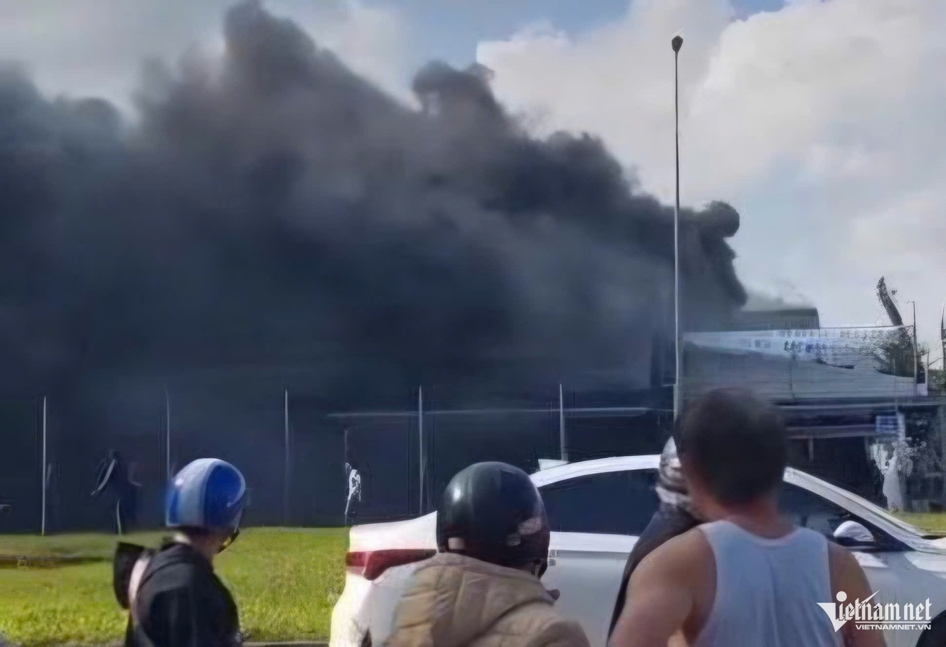 W-z7399745688358_fab5a60abccf9d175e0033a231f0be3f   Copy.jpg