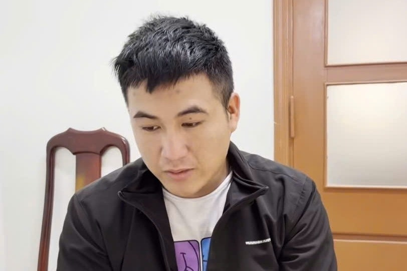 Chủ tịch xã thông tin về đối tượng dùng đũa đâm tới tấp vào mặt tài xế taxi