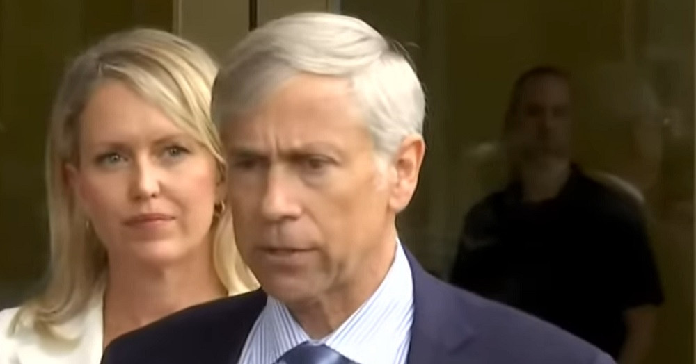 Điều đặc biệt về luật sư bào chữa cho Tổng thốn...