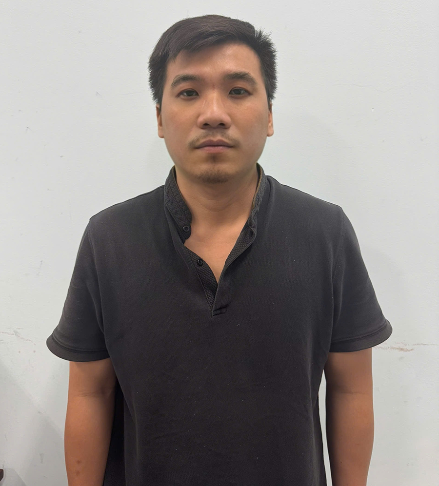 hanh hung tai xe.png