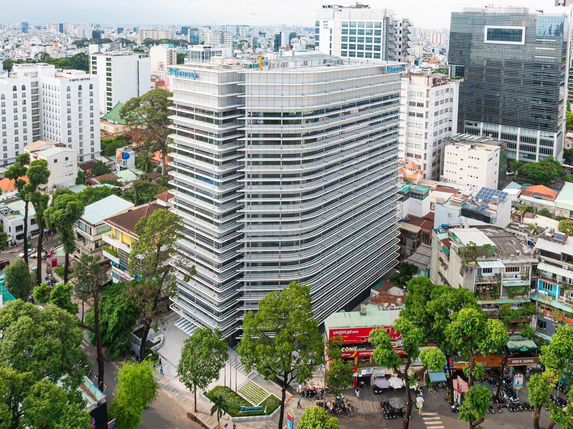 Hình toàn cảnh 2.jpg