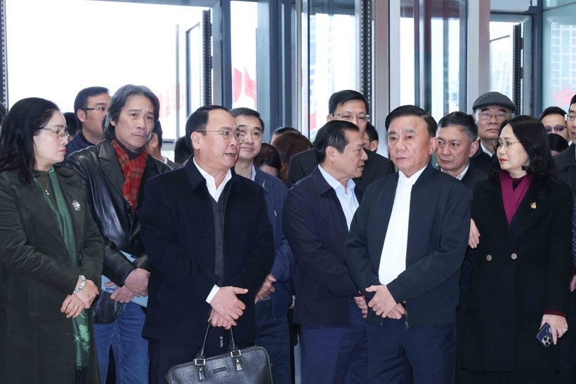 Kiểm tra công tác chuẩn bị Đại hội 14 của Đảng tại Trung tâm Hội nghị quốc gia