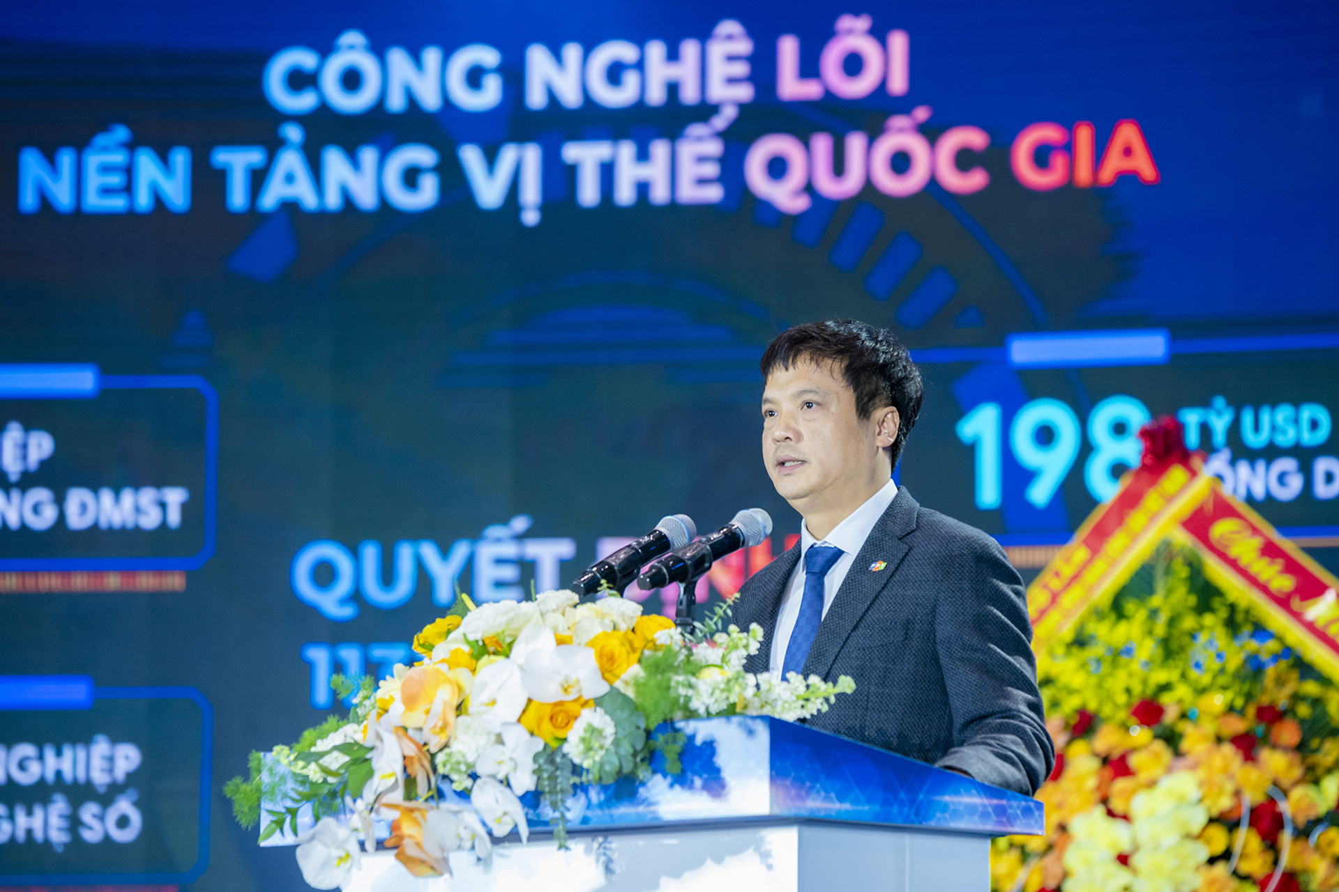 Nguyen Van KHoa .JPG