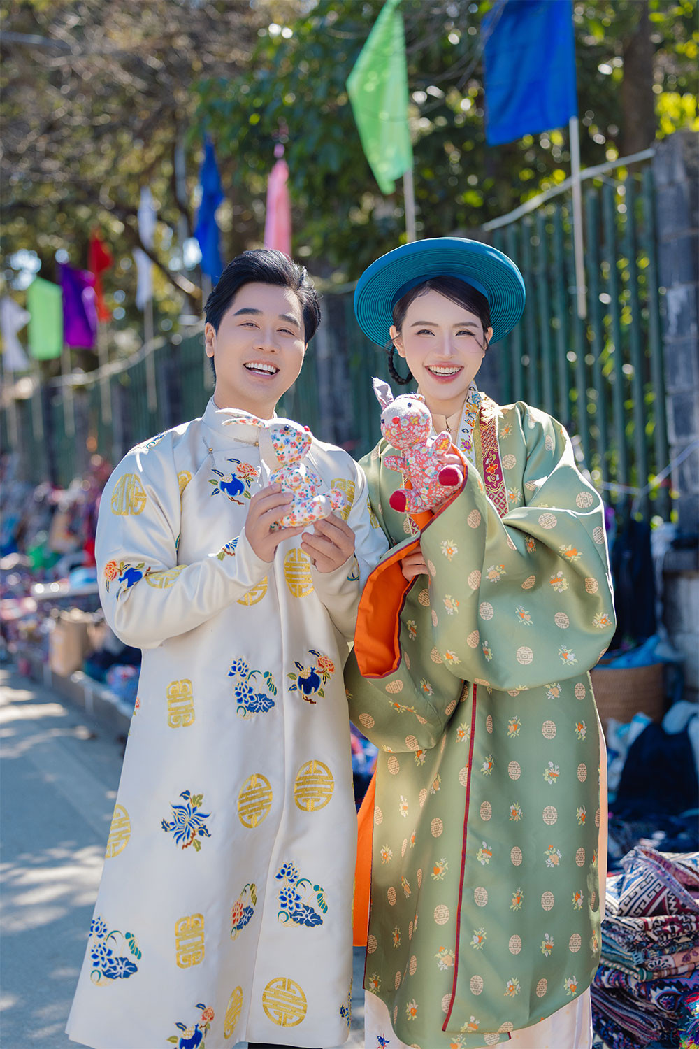 Áo chẽn Bông Sen thêu chỉ vàng