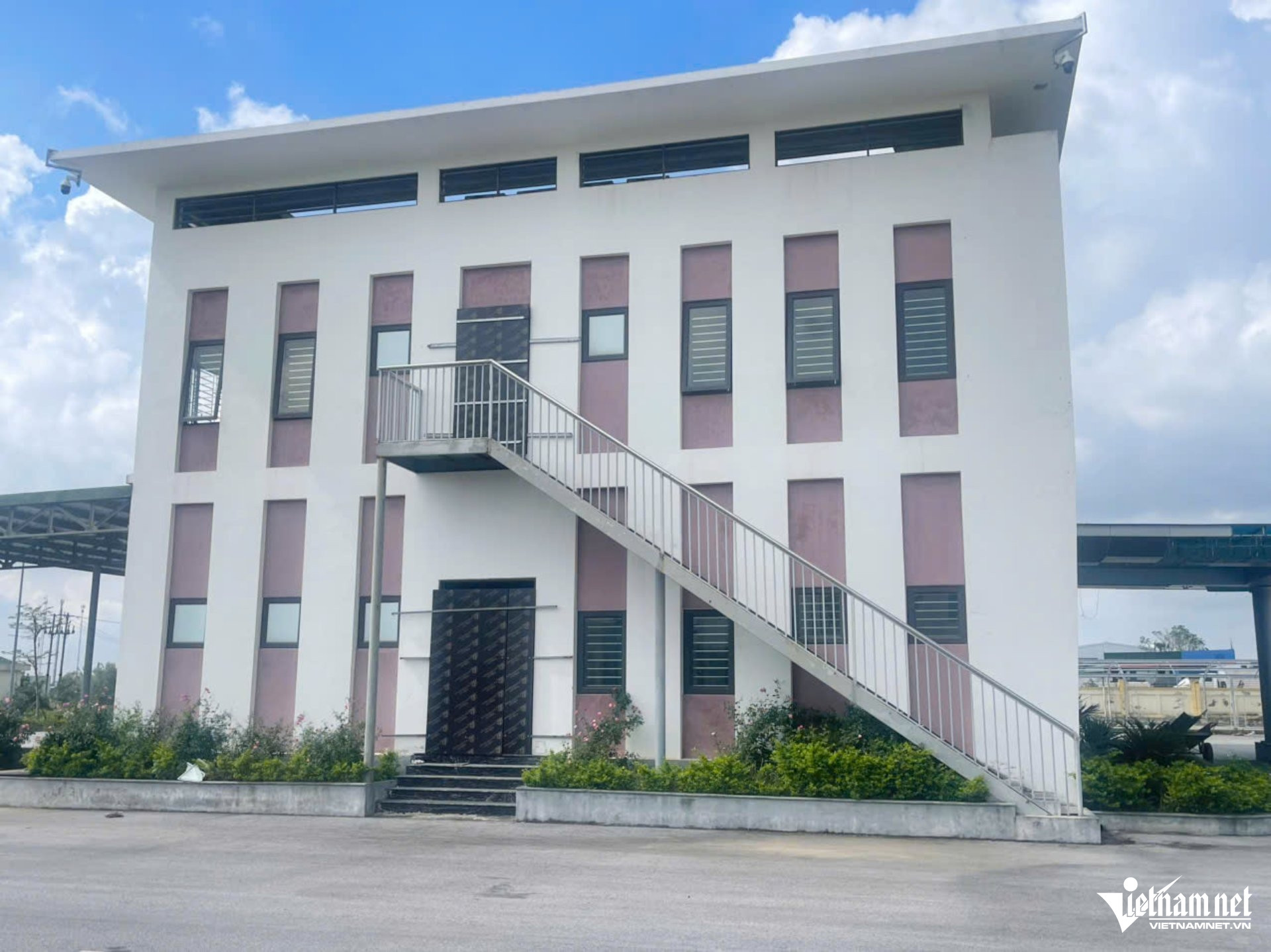 W-a bến xe nv7.jpg