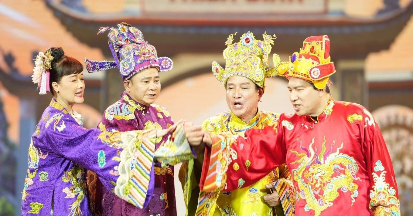 Ai sẽ viết kịch bản và phụ trách chương trình thay thế Táo Quân?