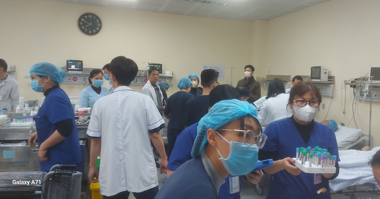 Bệnh viện E tiếp nhận kiểm tra sức khỏe 15 nạn ...