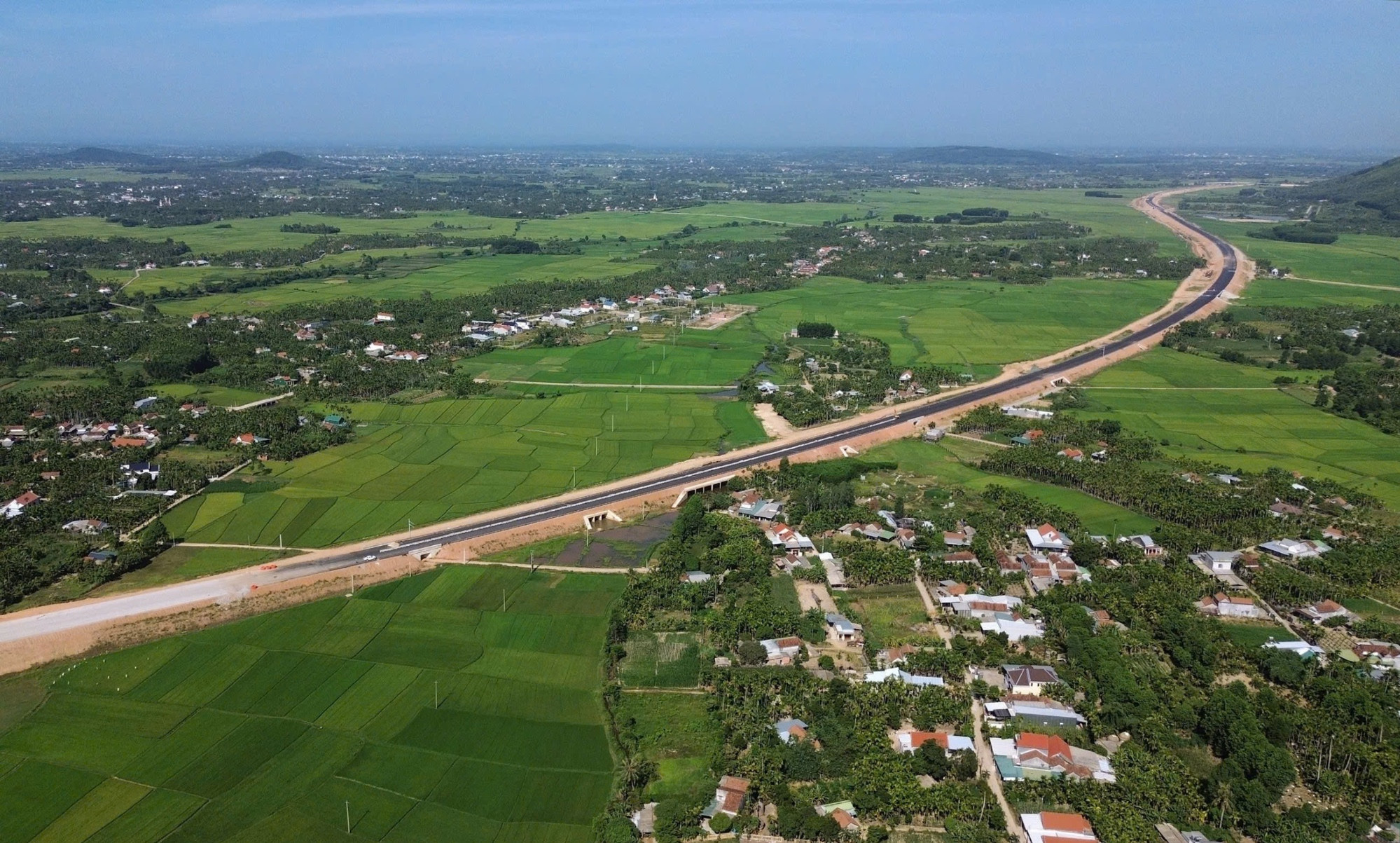 cao tốc Quảng Ngãi Hoài Nhơn.jpg