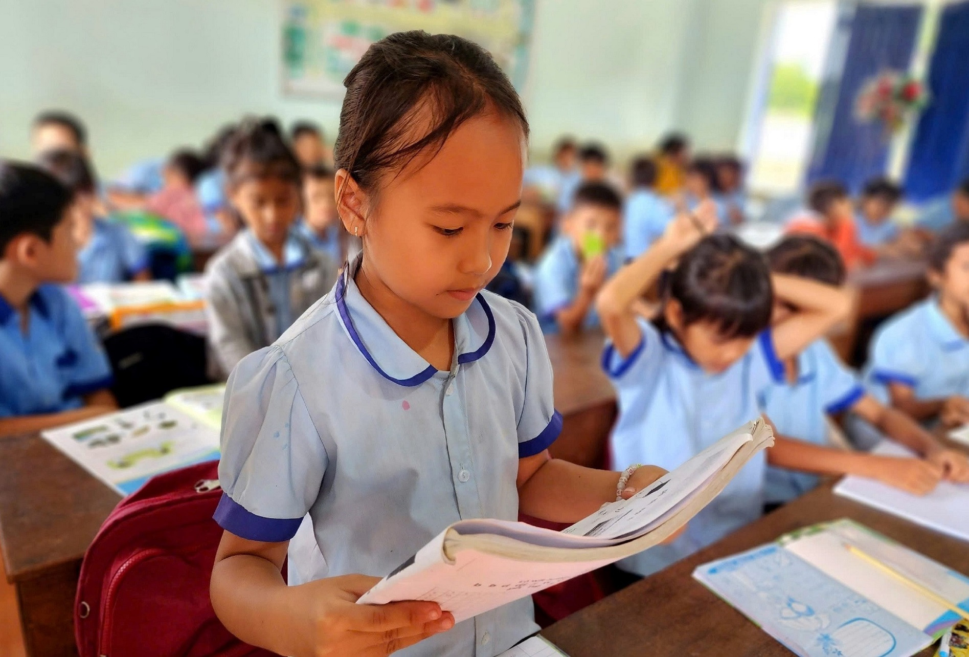 Học sinh thích thú trong mỗi tiết học tiếng Ê Đê.jpg