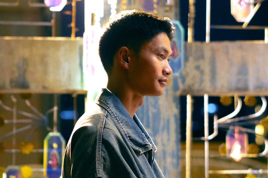 Nguyễn Hùng 'Mưa đỏ' gây tò mò với vai diễn mới sau bom tấn 714 tỷ