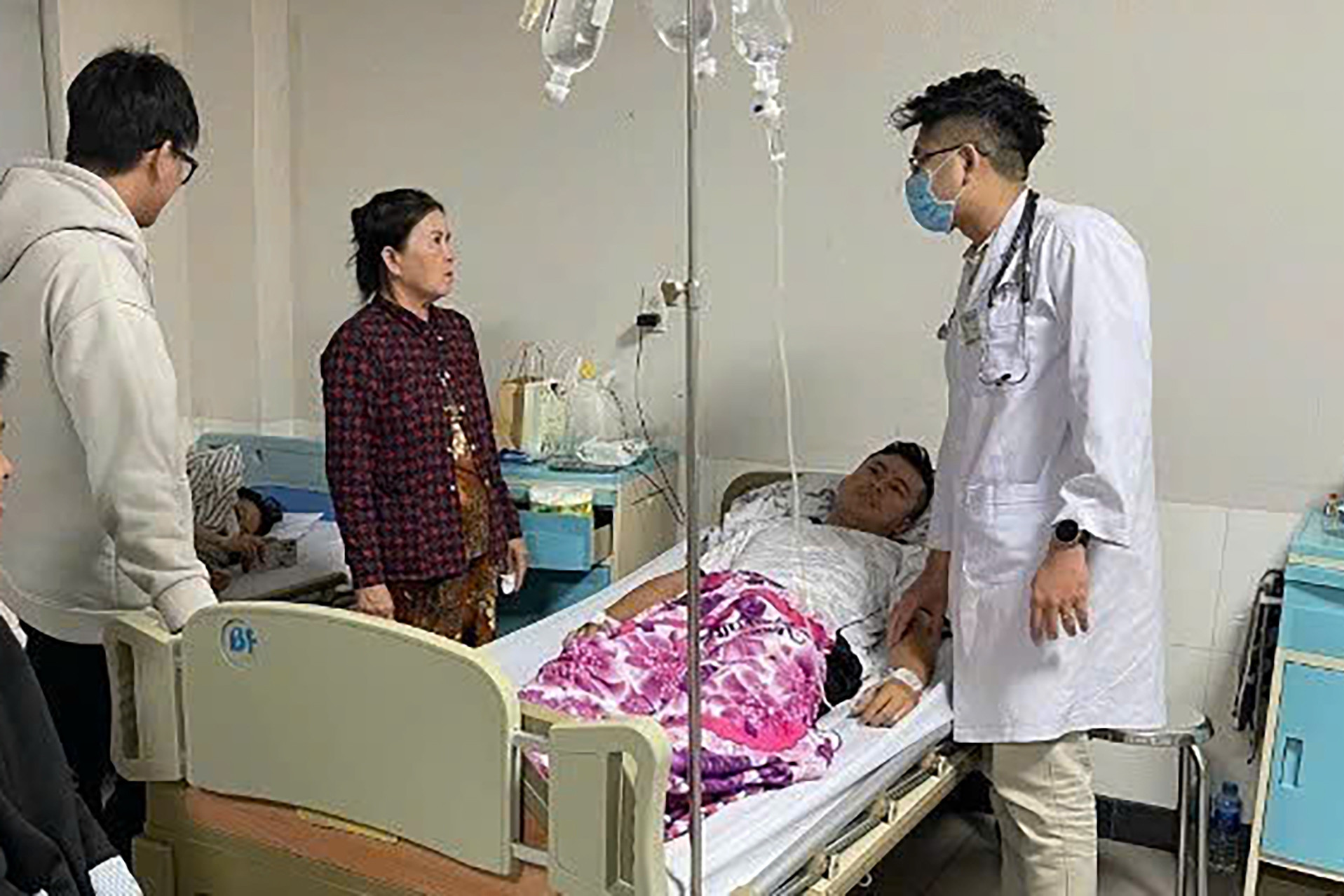 Phạt chủ xe bánh mì 92 triệu đồng sau vụ 89 người ngộ độc thực phẩm ở Lâm Đồng