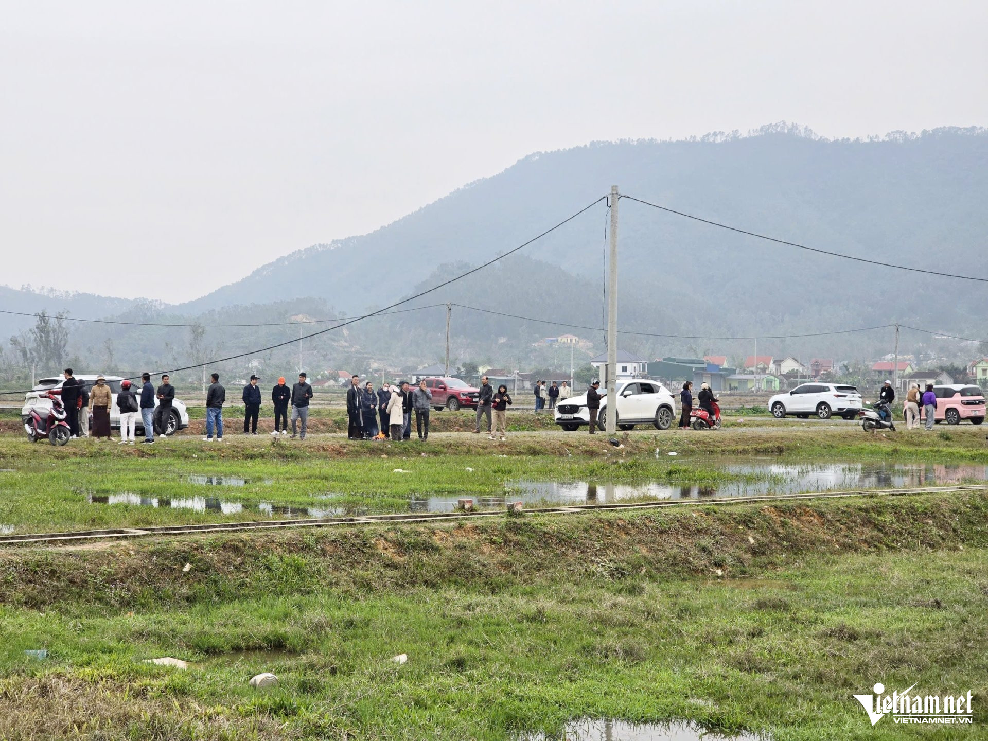 W-a sốt đất Nghệ An5.jpg