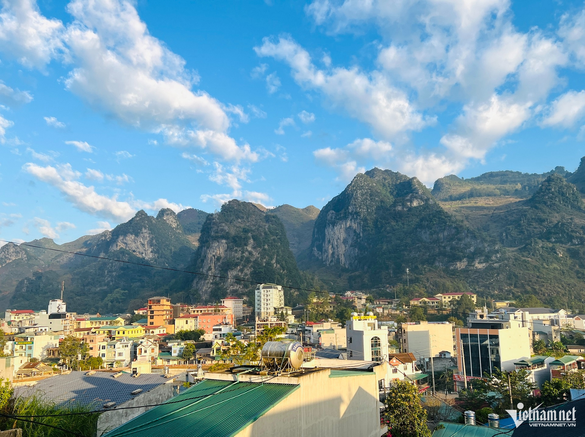 Box https://static-images.vnncdn.net/vps_images_publish/000001/000003/2026/1/7/w-anh-2-427.jpg