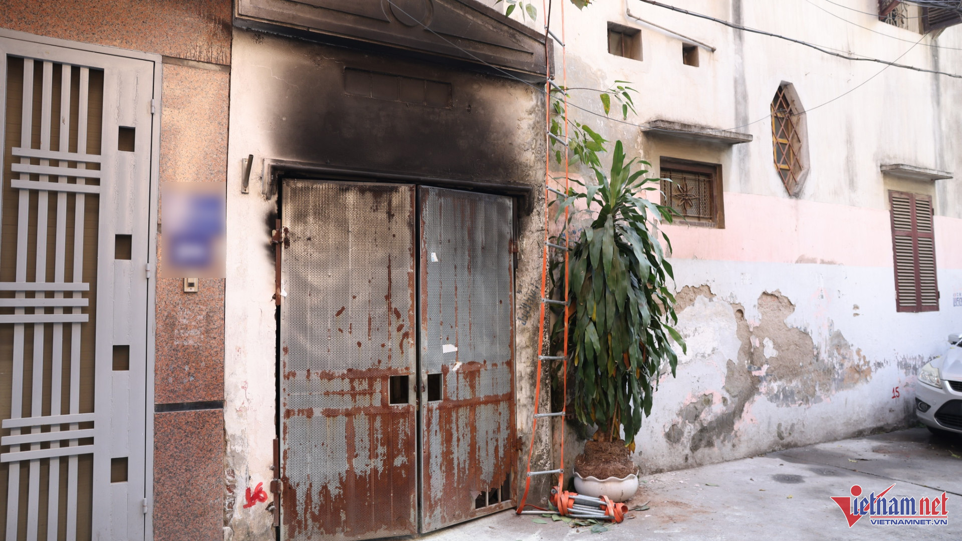 W-chay tran cung 2.jpg