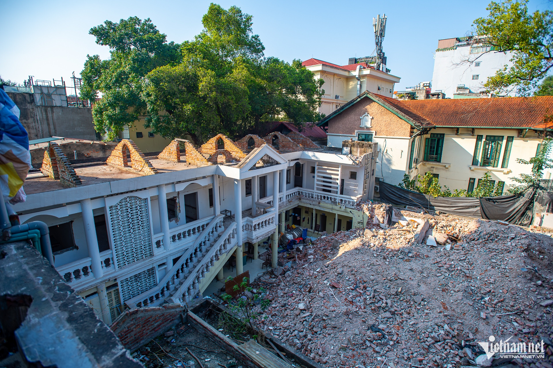 W-quảng trường phía đông hồ Hoàn Kiếm (1 of 1).jpg