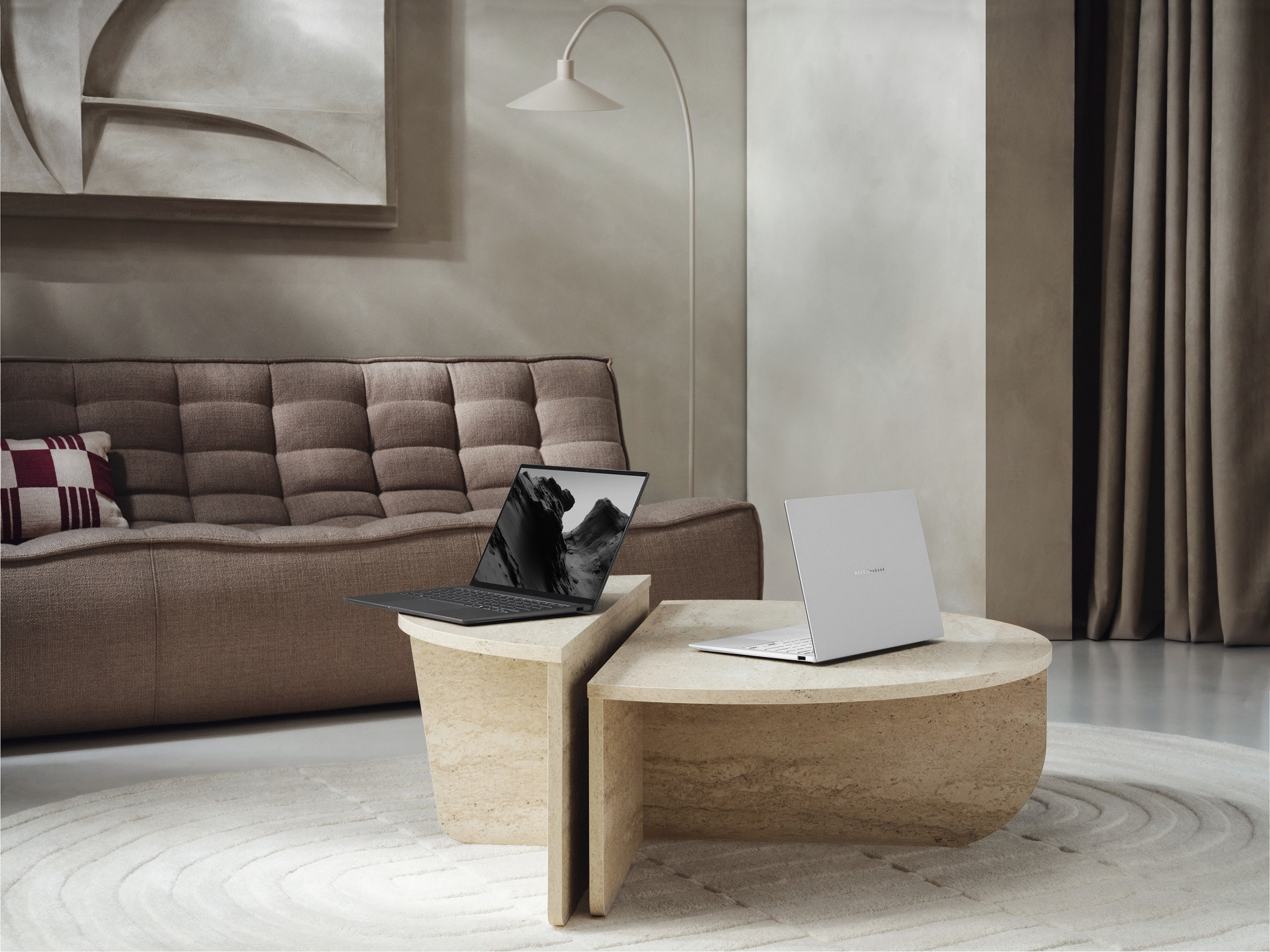 Zenbook S14_UX5406.jpg