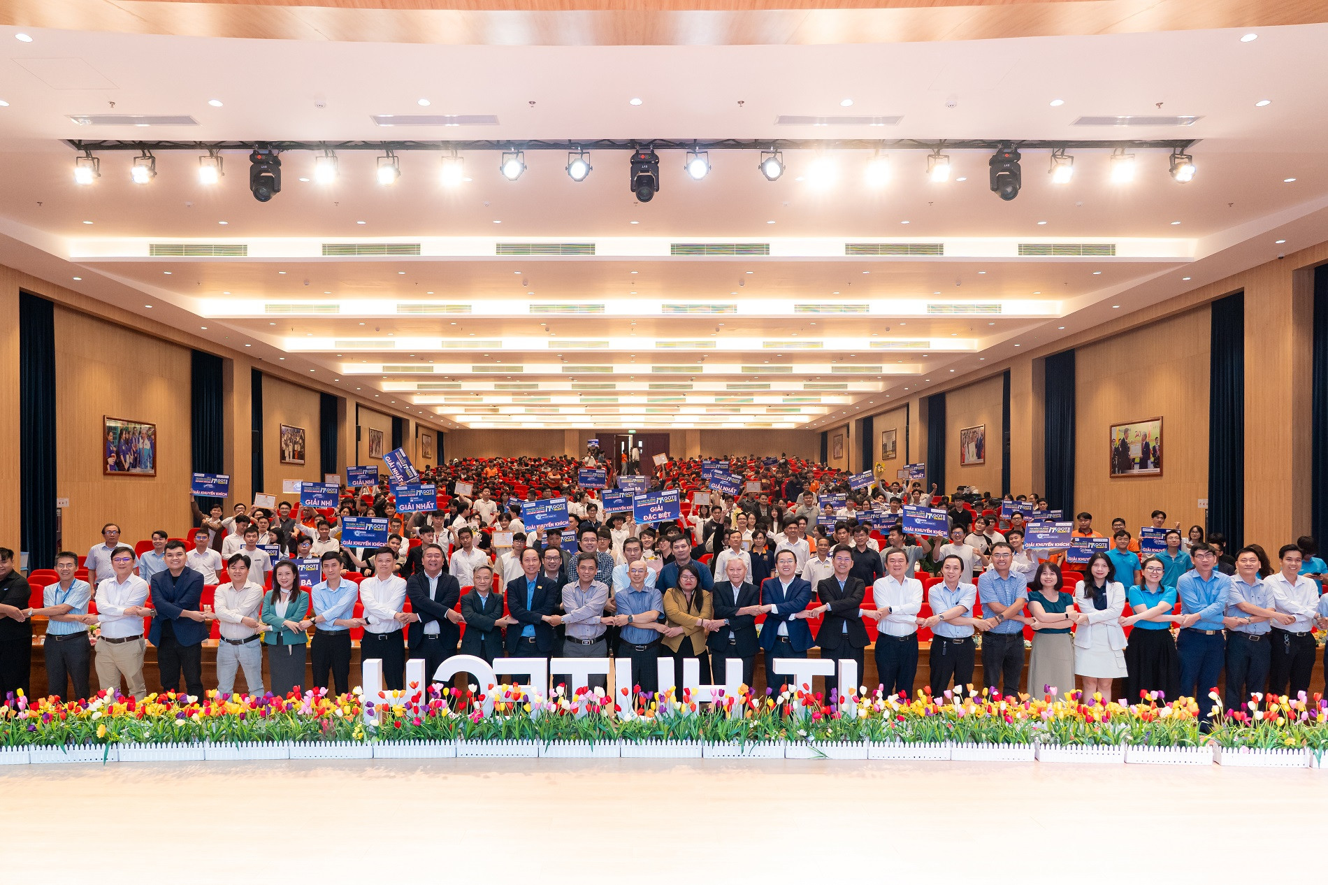 ảnh 4   hutech.jpg