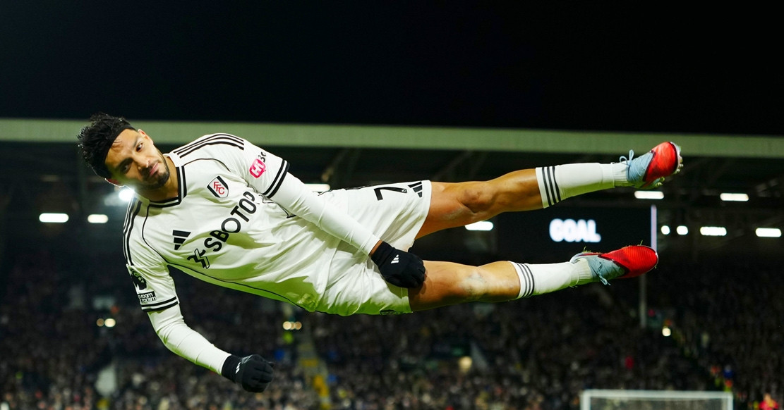 Cucurella bị đuổi khỏi sân, Chelsea thua bẽ bàng