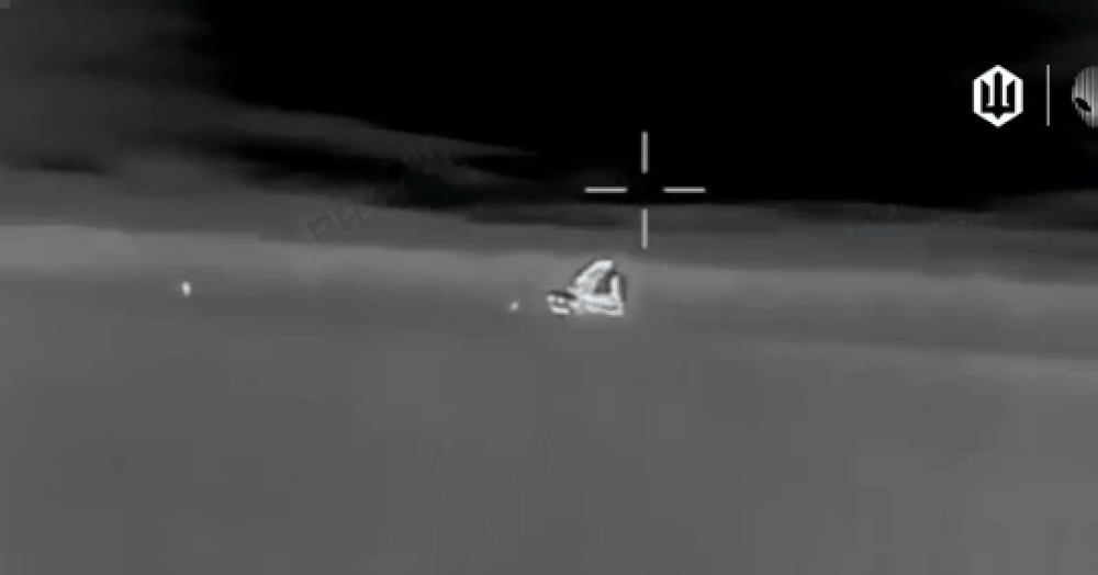 Hình ảnh FPV Ukraine tấn công ‘đầu não’ tổ hợp phòng không S-300V của Nga