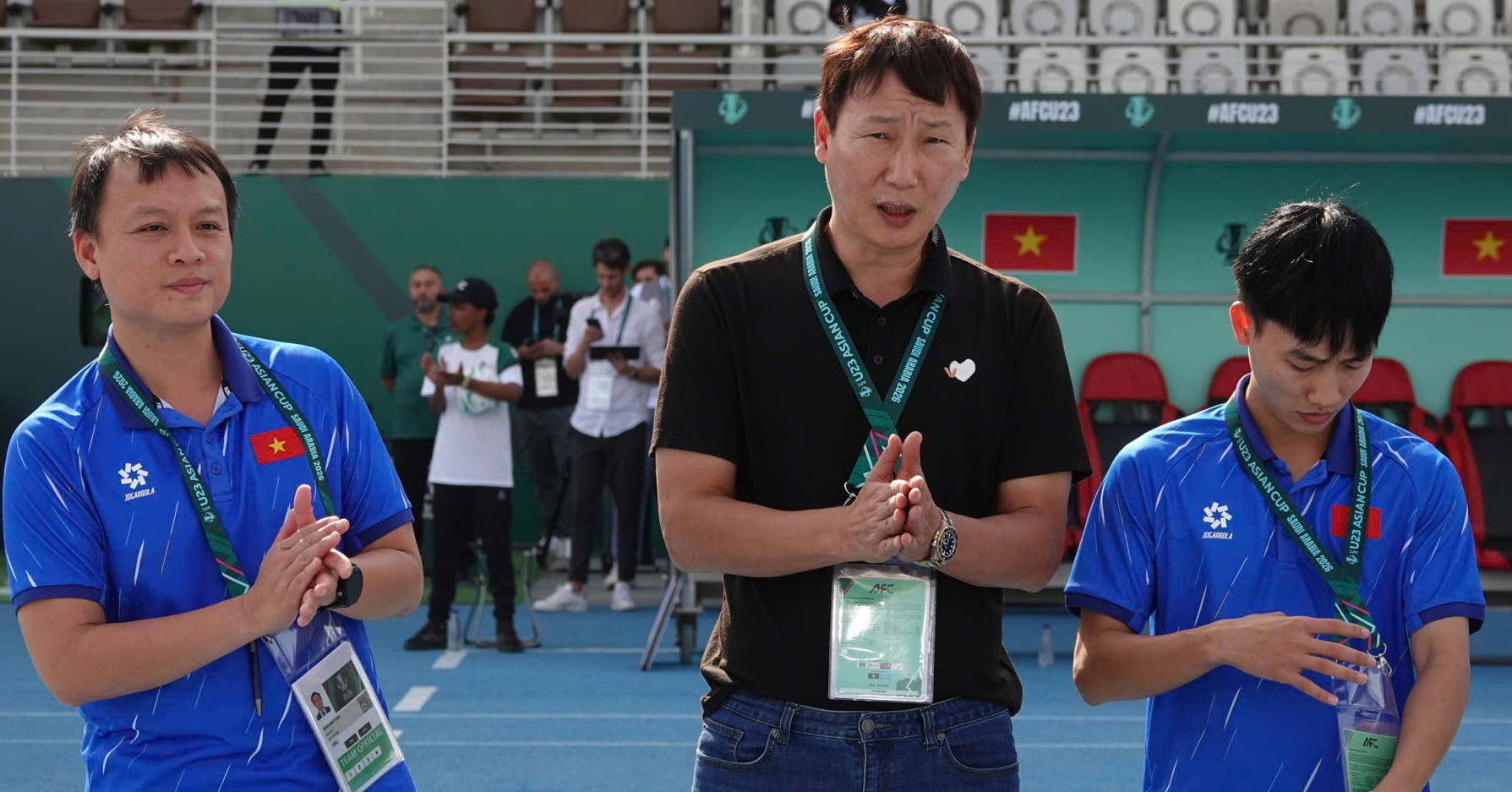 HLV Kim Sang Sik tiết lộ bất ngờ về chiếc áo may mắn