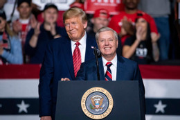 Ông Trump ‘bật đèn xanh’ cho dự luật mới trừng phạt Nga