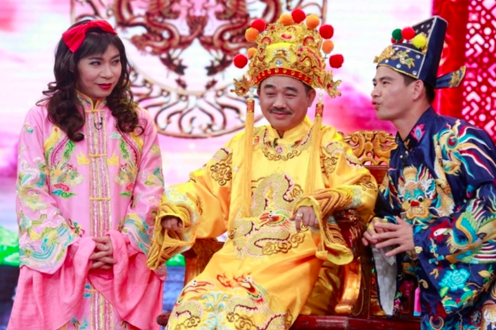 Táo Quân dừng sóng: Cú sốc tại phút 90 và sân vận động trống vắng