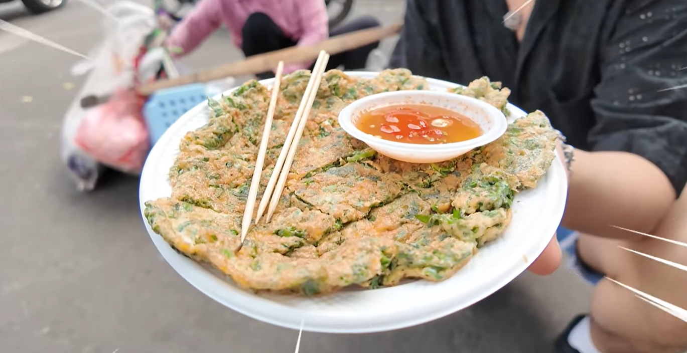 trứng rán lá ngải.png