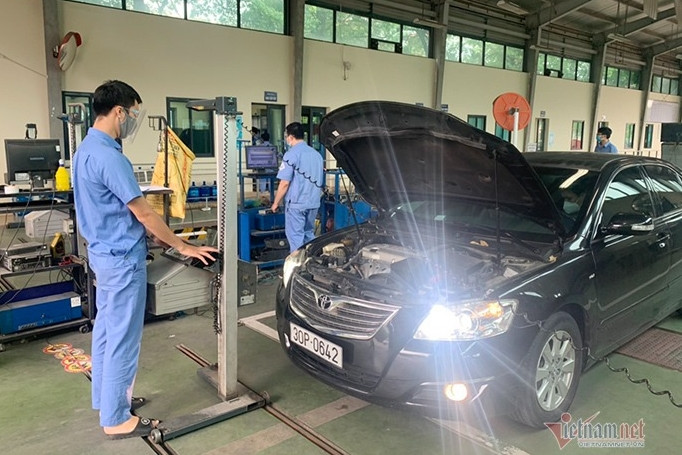 Trượt đăng kiểm, chủ xe có thể đối mặt với chi phí phát sinh gấp bội