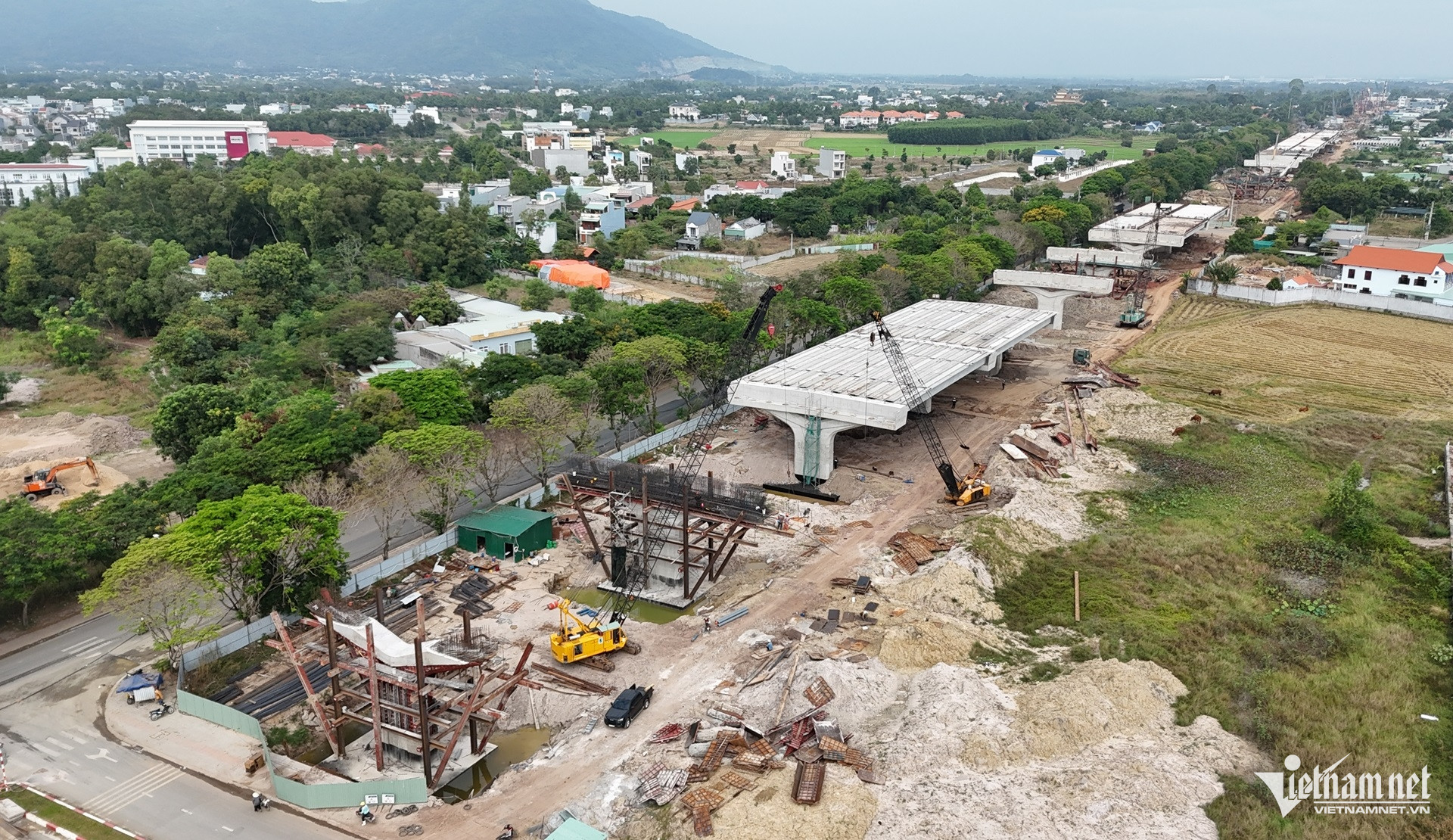 W-đường nối cao tốc biên hòa vũng tàu về biển bãi sau.JPG.jpg