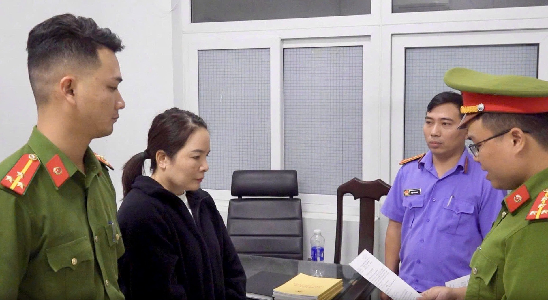 Bắt nữ giám đốc lừa bán đất 'suất ngoại giao', chiếm đoạt 14 tỷ đồng