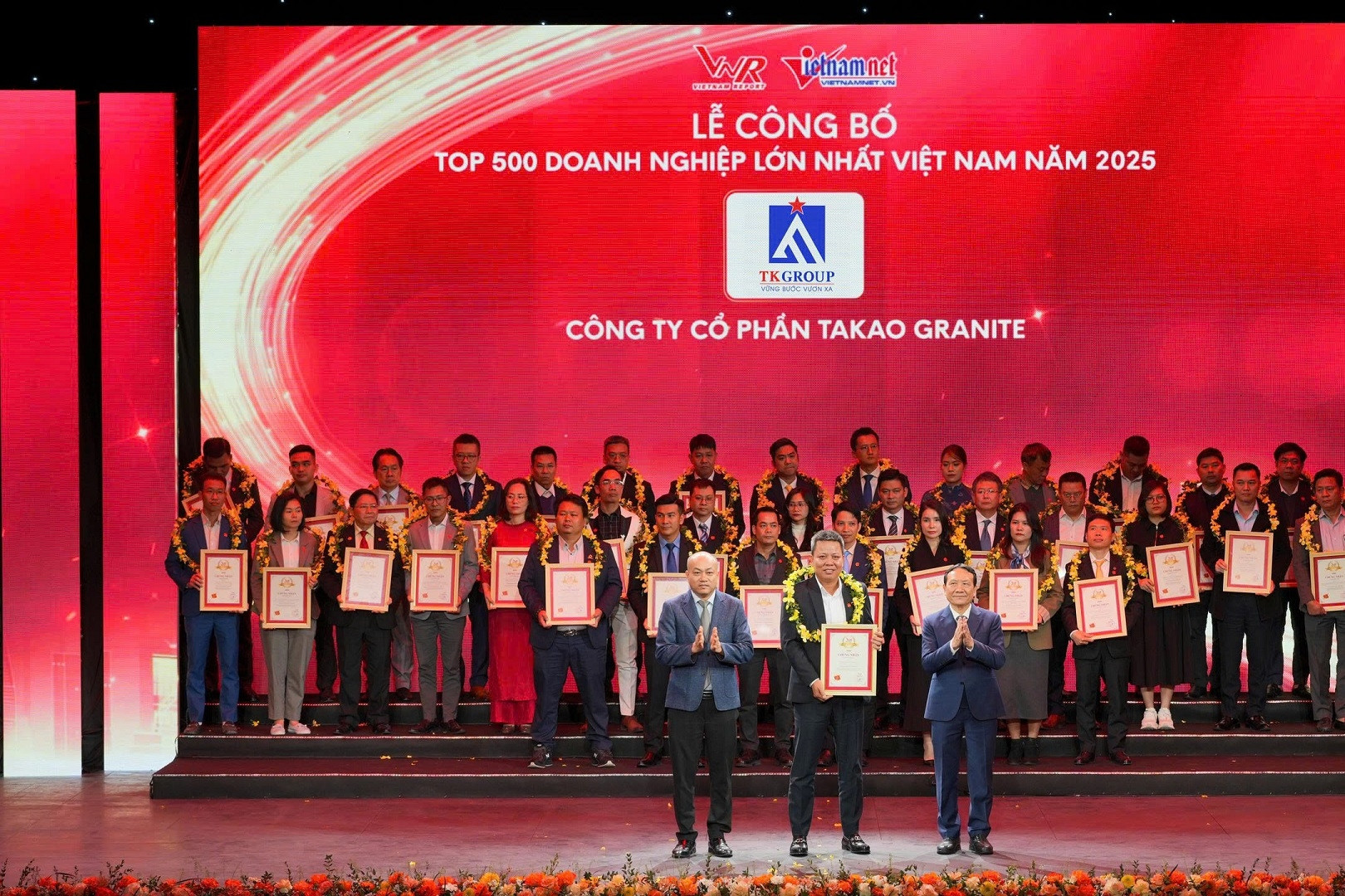 2 công ty của Takao ghi danh vào top 500 Doanh nghiệp lớn nhất Việt Nam 2025