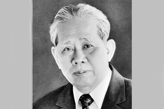 Ai là người giữ cương vị Bí thư thứ nhất và Tổng Bí thư trong 26 năm?