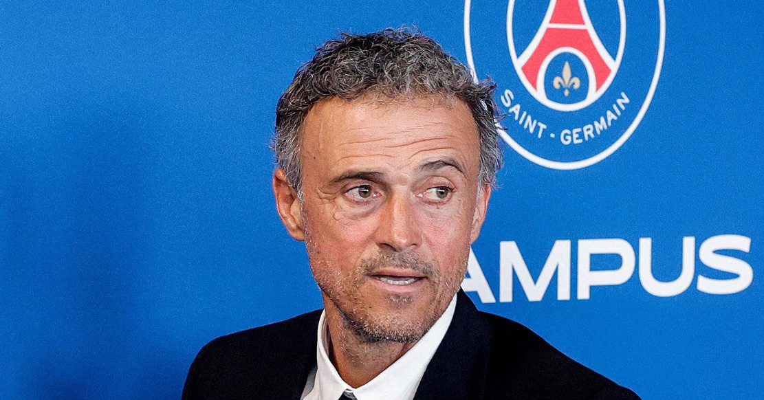 Luis Enrique từ chối ký mới PSG, MU và Liverpool mừng thầm
