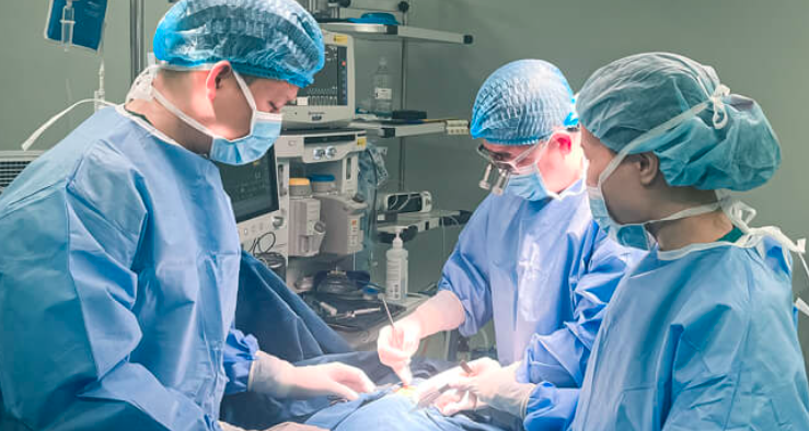 Người phụ nữ cấp cứu trong đêm do nuốt nhầm bàn chải đánh răng