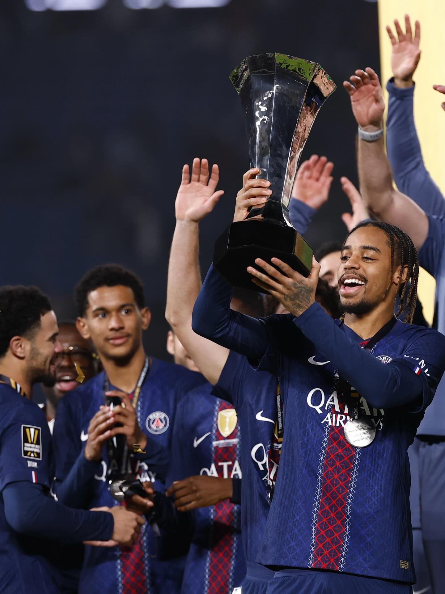 https://static-images.vnncdn.net/vps_images_publish/000001/000003/2026/1/9/psg-vs-marseille-3-64.jpg
