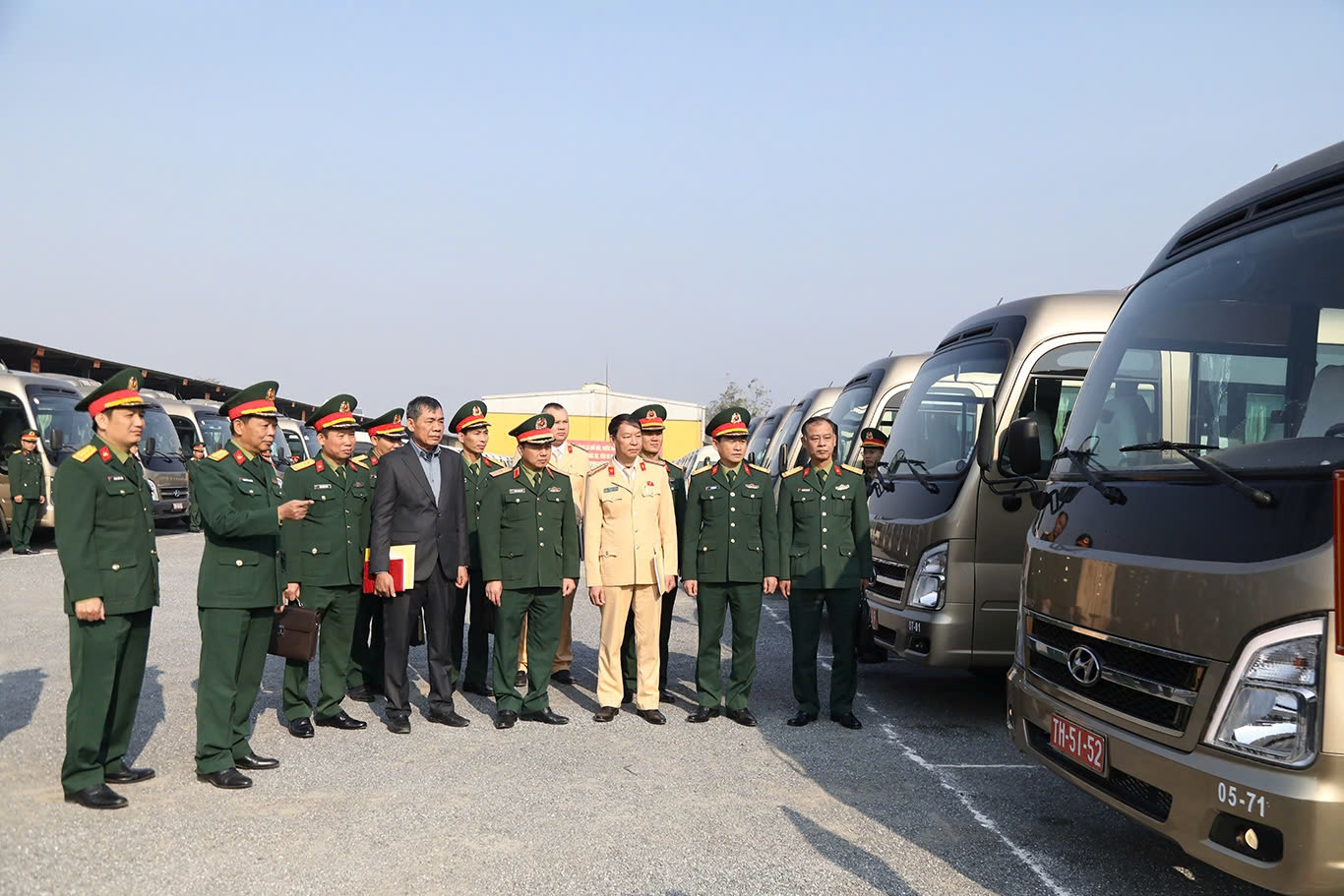 Quân đội đảm nhiệm đưa, đón đại biểu dự Đại hội Đảng