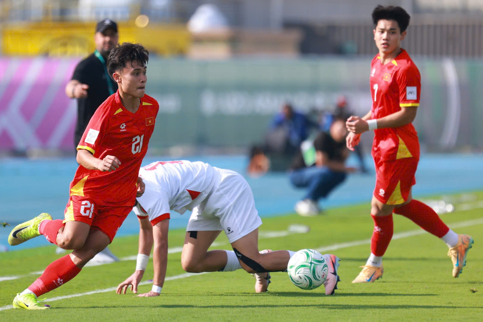Trực tiếp bóng đá U23 Việt Nam vs U23 Kyrgyzstan: Tấn công là lẽ sống