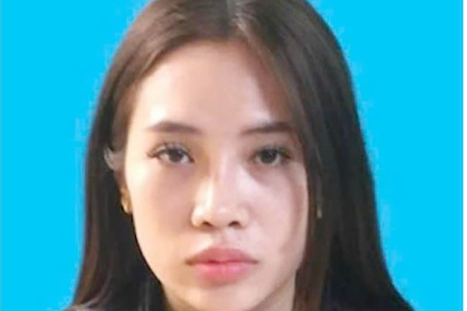 Truy nã cô gái biệt danh 'Na Đắc Kỷ' vụ hỗn chiến trước quán karaoke ở TPHCM