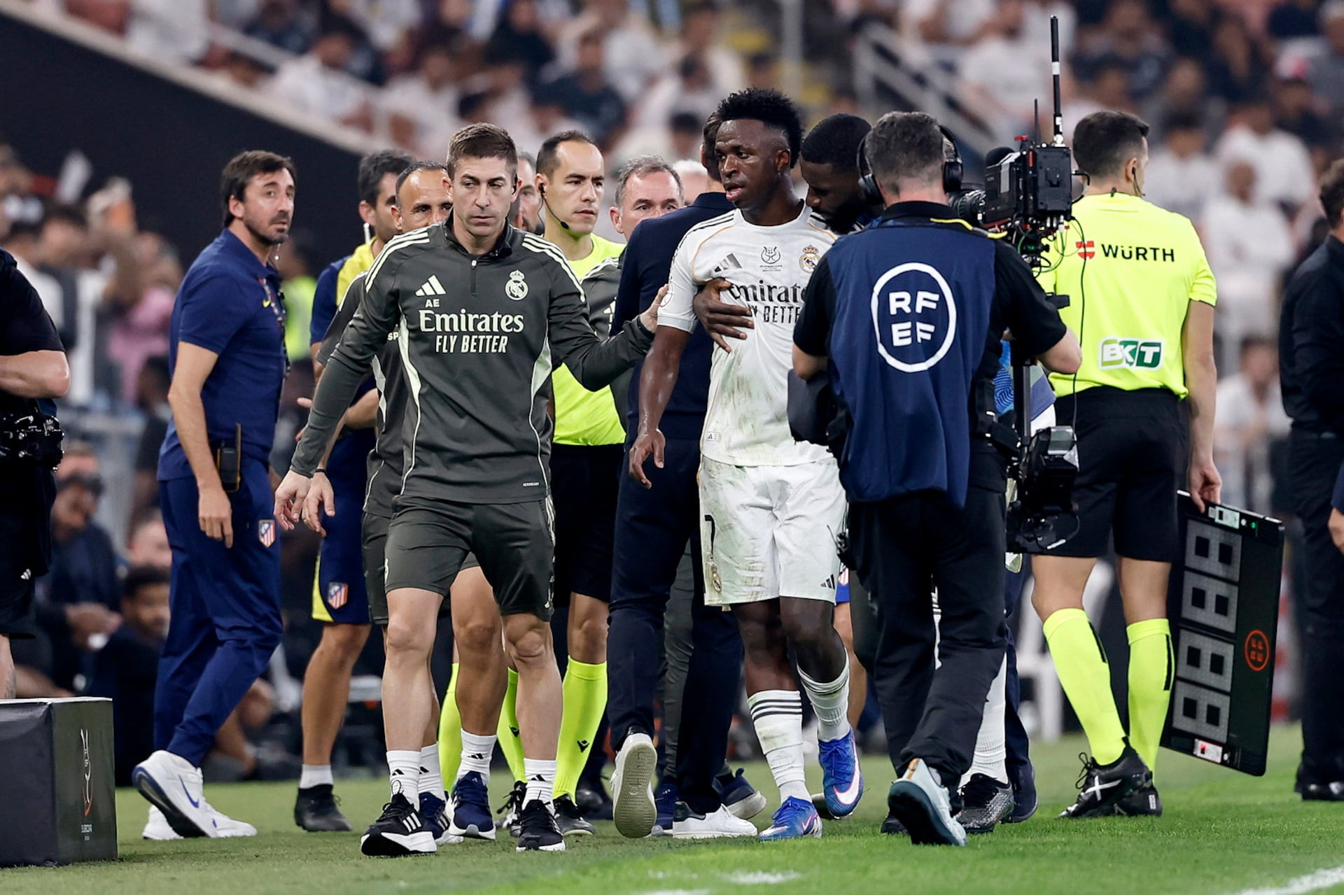 Vinicius Simeone 2.jpg