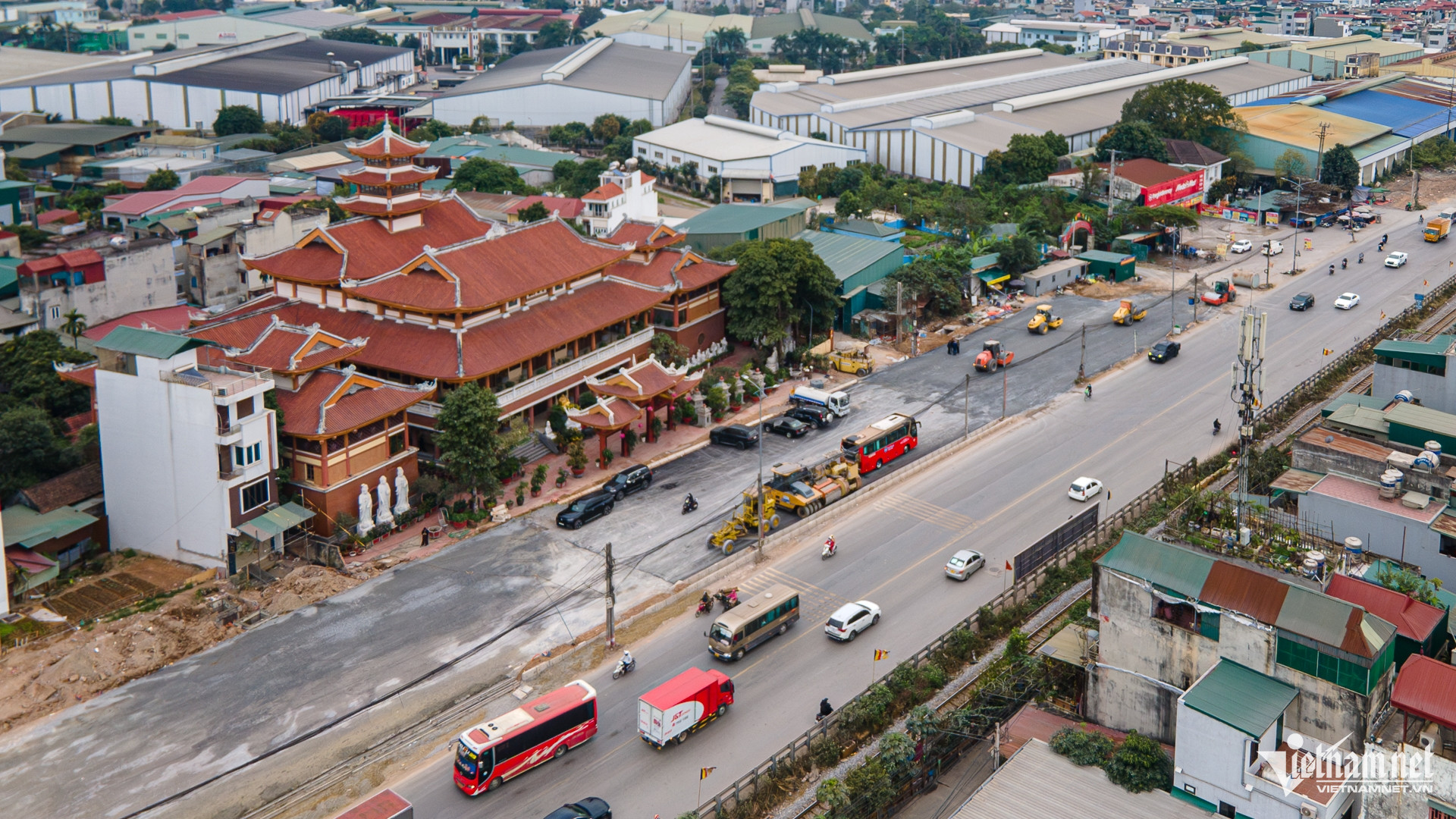 W-QL1 ThanhTri_NgocHoi (1).jpg