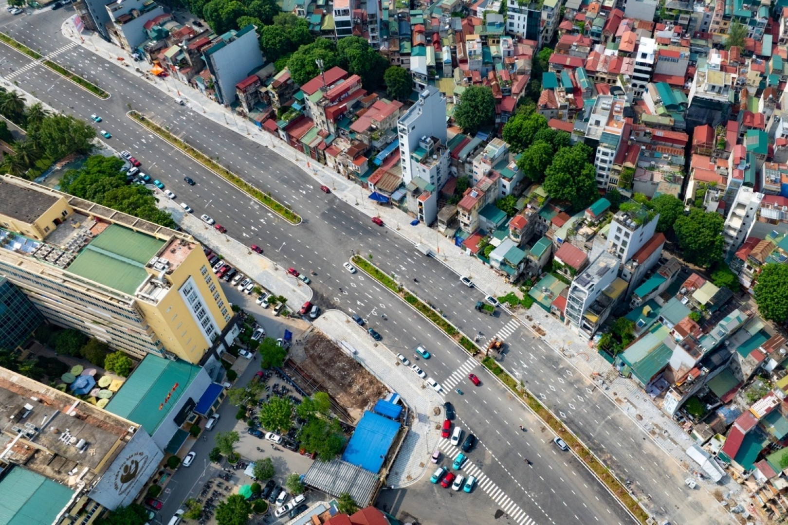 Hà Nội khơi thông nguồn lực, đưa dòng vốn vào các dự án