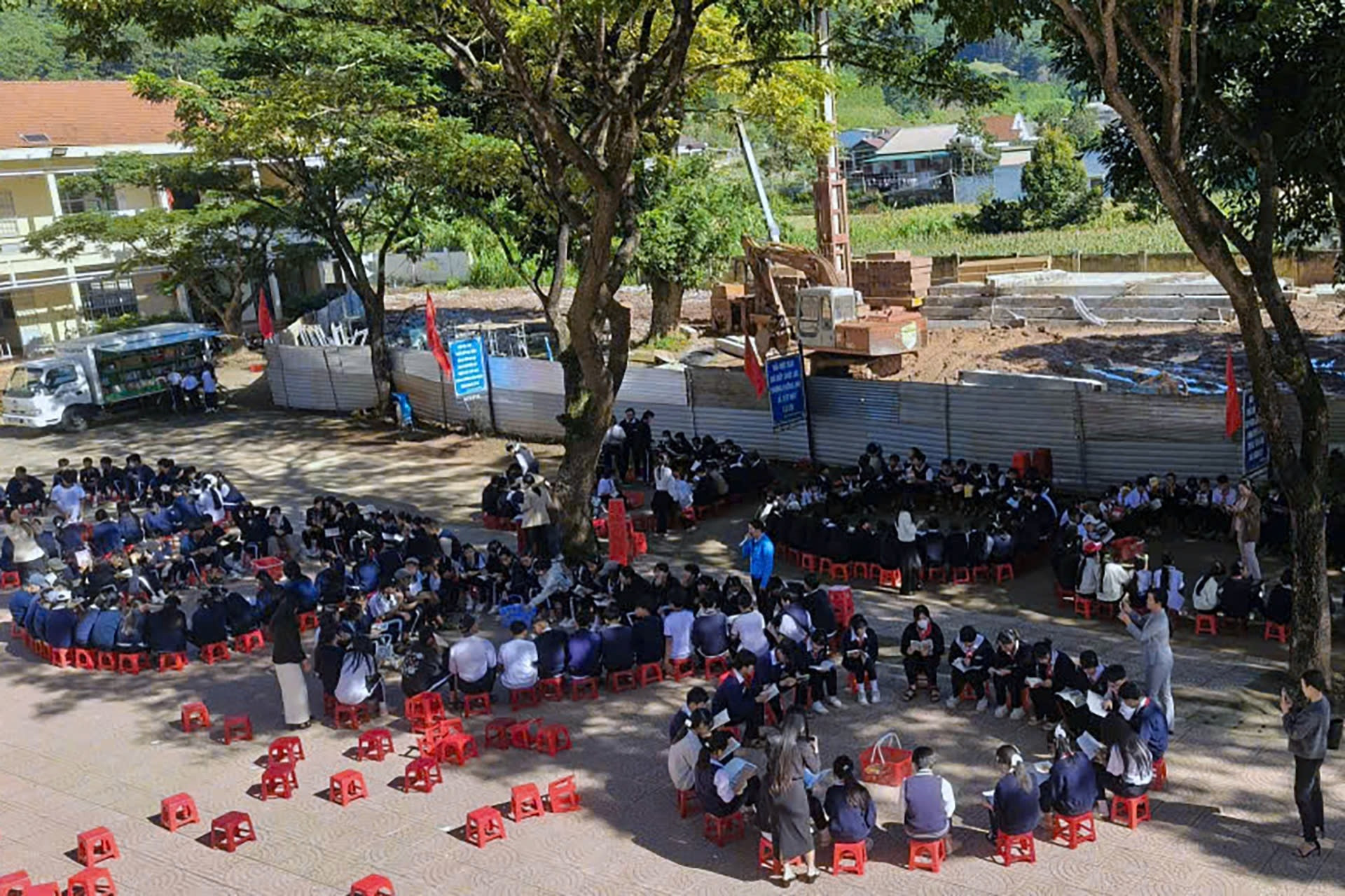 Hơn 3 tỷ đồng học bổng nâng bước học sinh, sinh viên Lâm Đồng đến trường